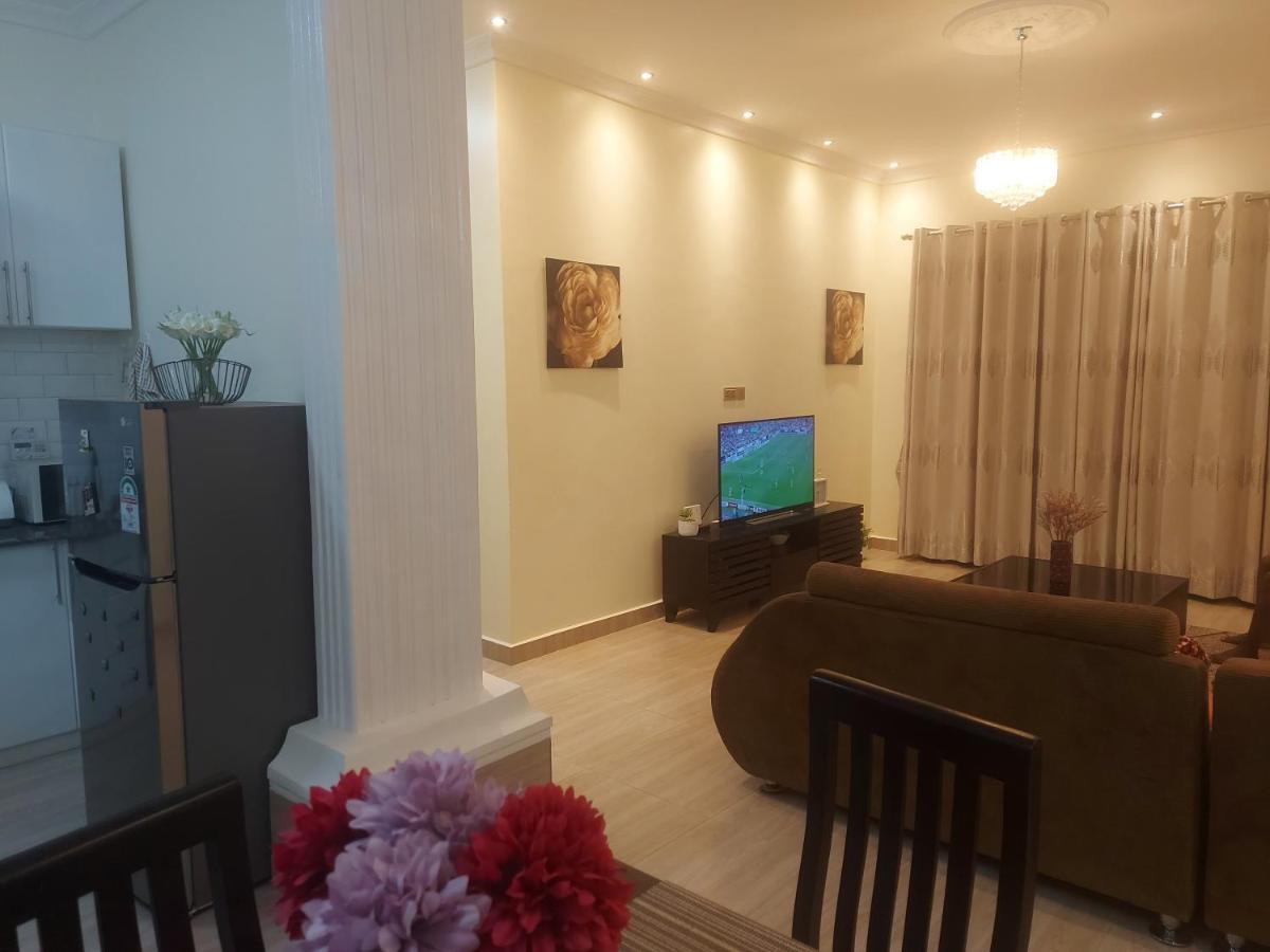 Beautiful 2-Bed Apartment In Akright City Bwebajja Namulanda Exterior photo