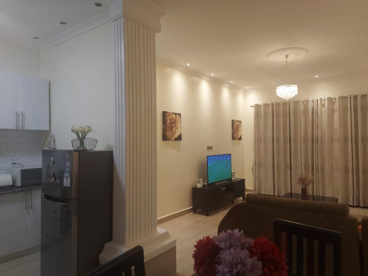 Beautiful 2-Bed Apartment In Akright City Bwebajja Namulanda Exterior photo